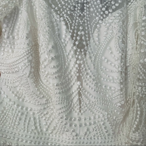 Accept offer 💒  Tadashi Shoji Luz Embroidered Cold Shoulder Gown - Picture 6 of 8